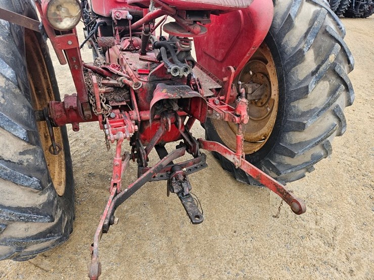 massey-ferguson-44-image-14