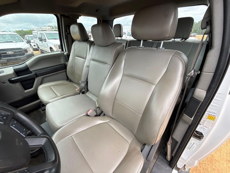 2018-ford-f250-image-15