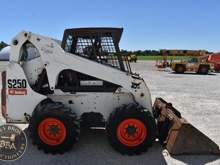 2007-bobcat-s250-image-7