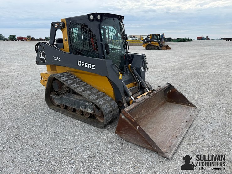 2022-deere-325g-image-3