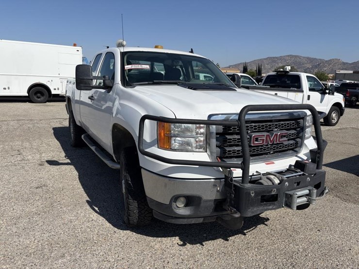 2012-gmc-2500hd-image-2