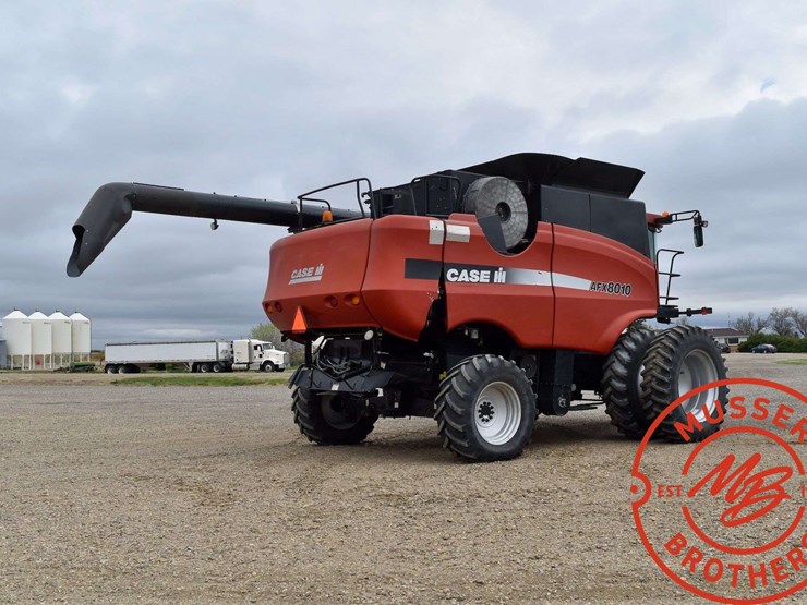 2005-case-ih-8010-image-10