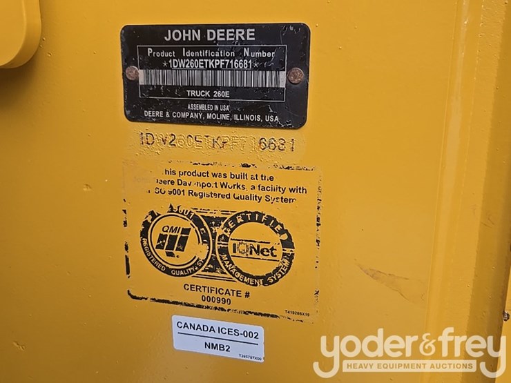 2023-deere-260e-image-62