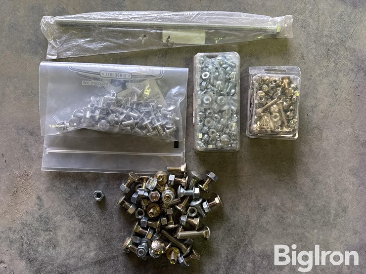 john-deere-assorted-header-parts-image-10