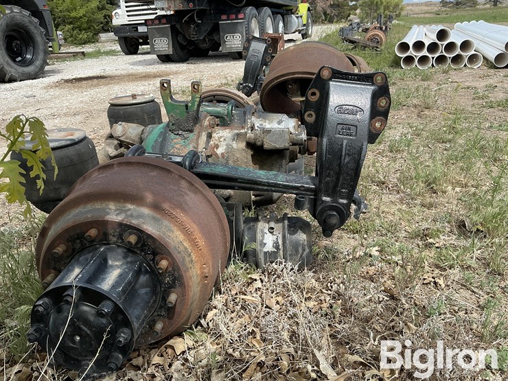 peterbilt-359-image-8