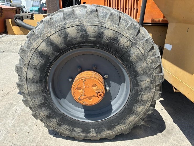 1999-john-deere-6410-image-17