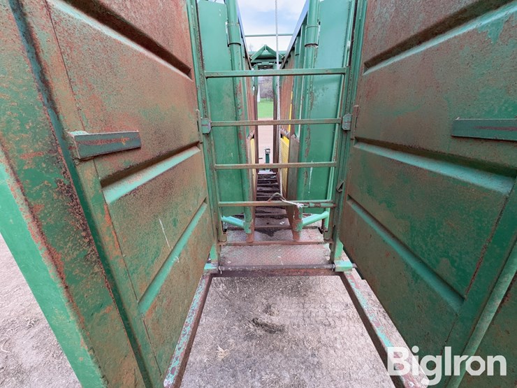 real-tuff-portable-working-chute-image-20