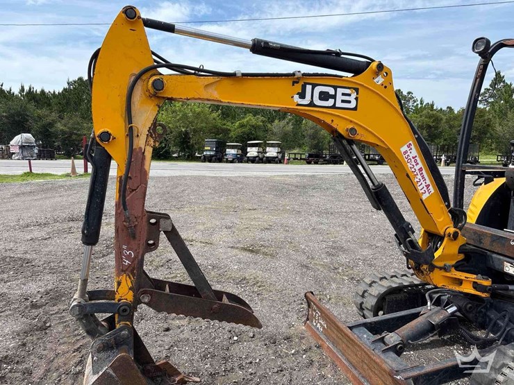 2019-jcb-8029cts-image-11