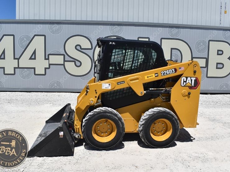 2024-caterpillar-226d3-image-11
