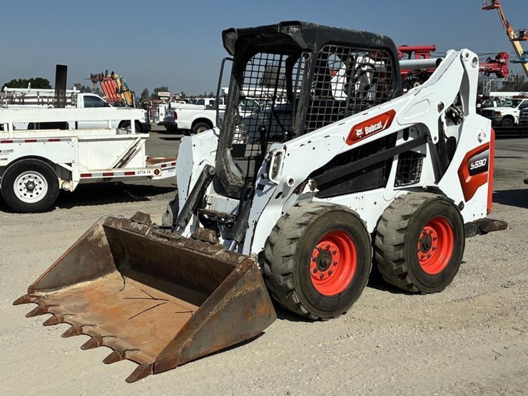 2023-bobcat-s590-image-1