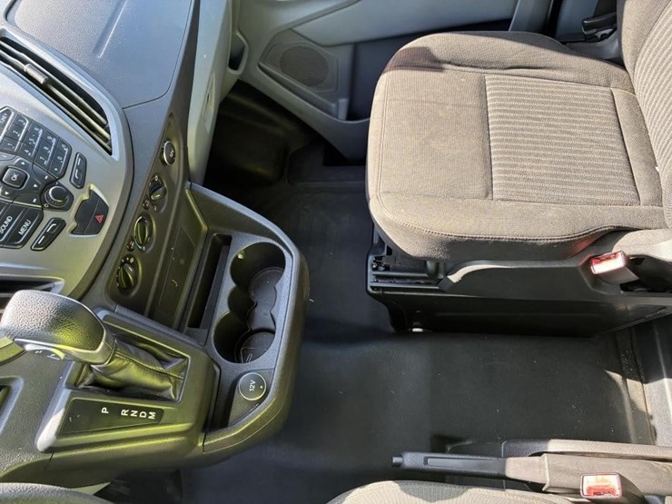 2018-ford-transit-image-16