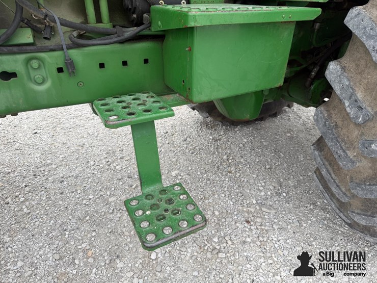 1983-john-deere-4450-image-17