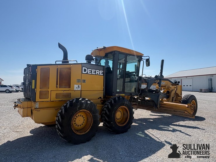 2012-deere-672gp-image-5