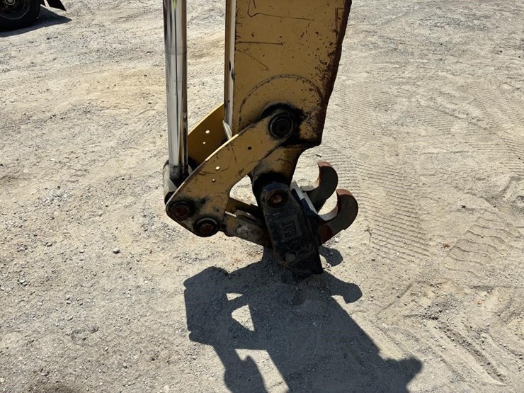 2008-caterpillar-430e-image-16