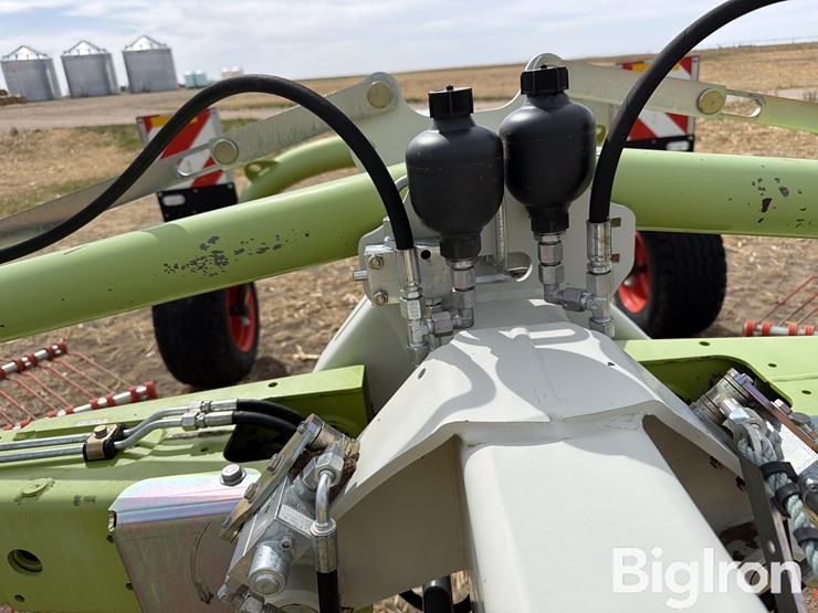 2015-claas-liner-2900-image-17