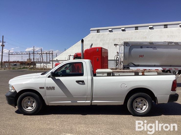 2015-ram-1500-tradesman-image-8