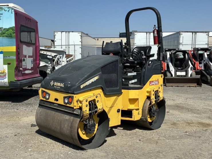 2019-bomag-bw120-image-1