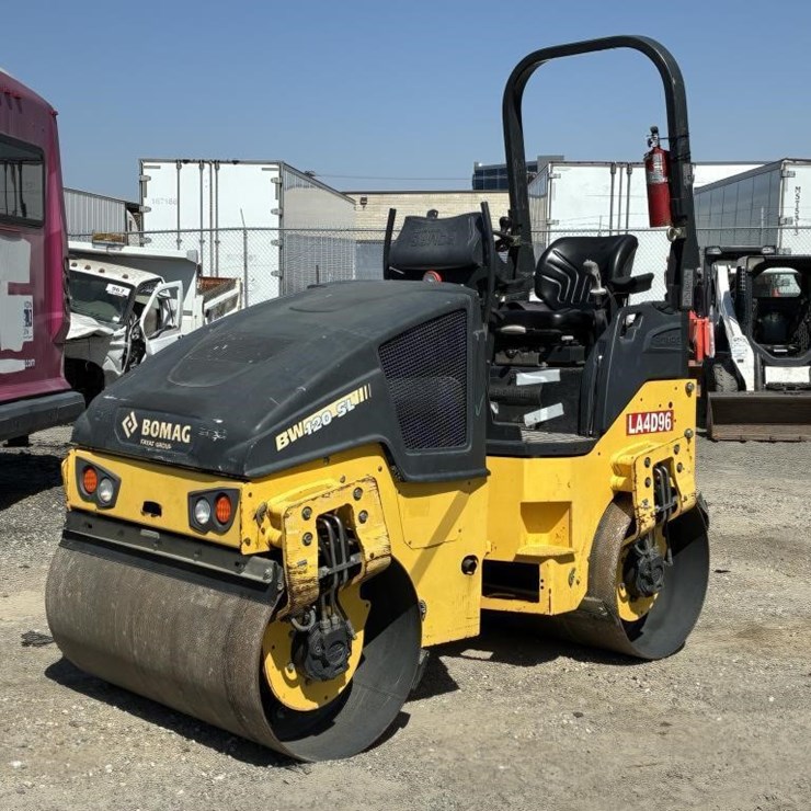 2019 BOMAG BW120