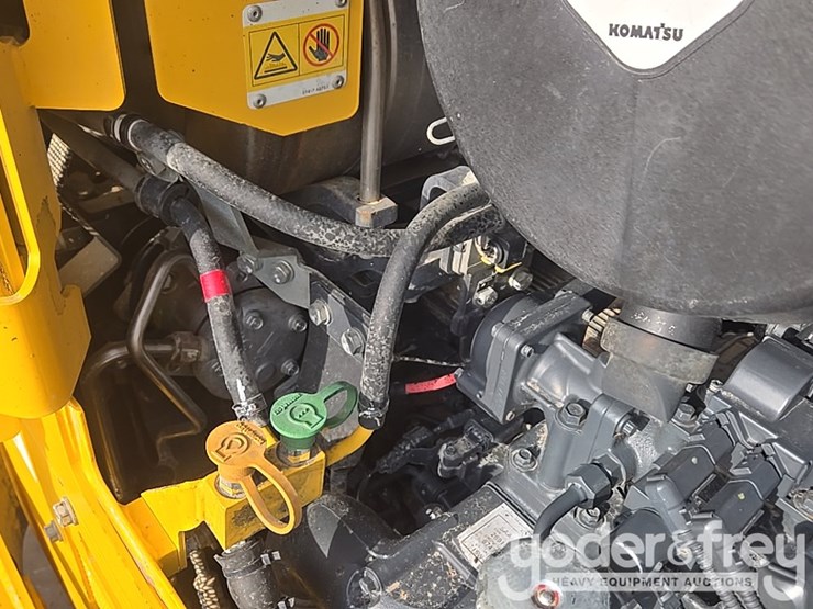 2023-komatsu-d71pxi-24-image-33