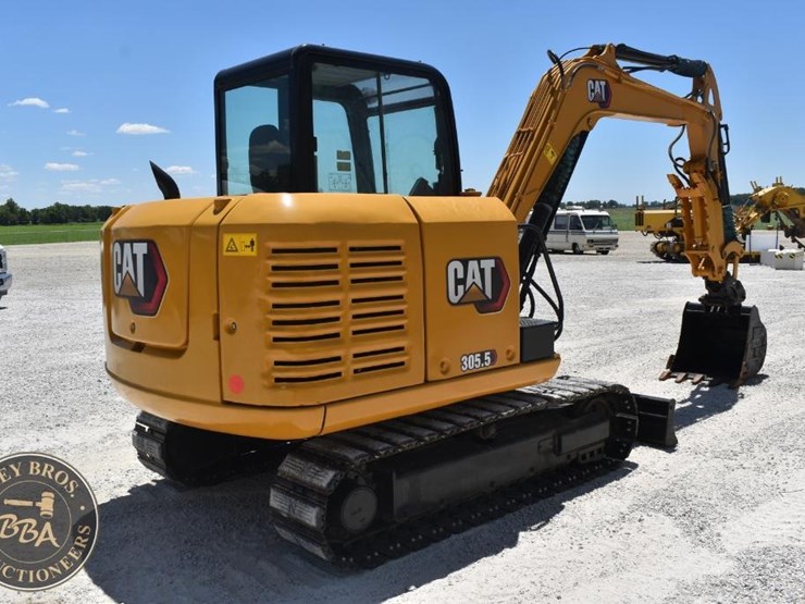 2021-caterpillar-305.5e2-image-5