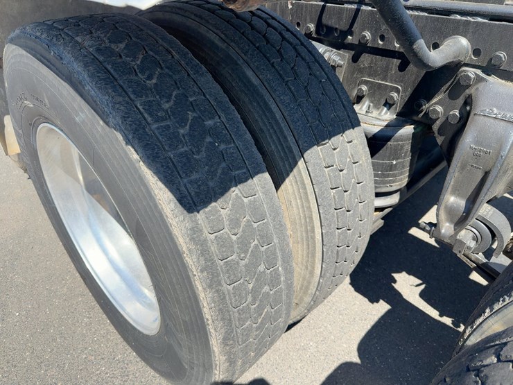 2011-western-star-4900sa-image-20