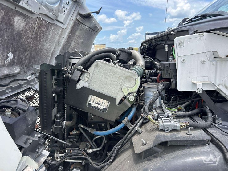 2019-ford-f750-image-9