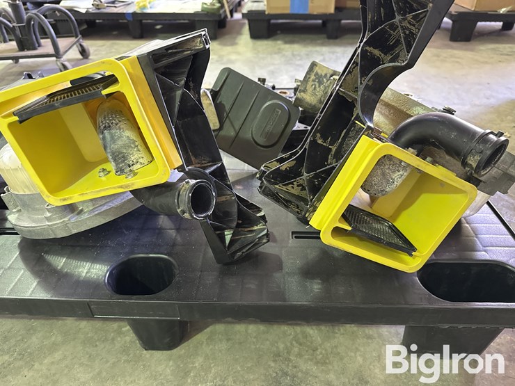 john-deere-planter-units-covers,-handles,-drives-image-10