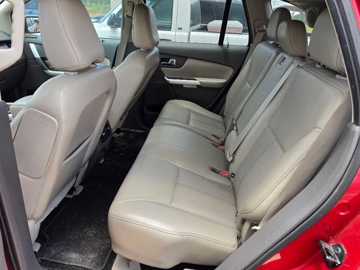 2012-ford-edge-image-5