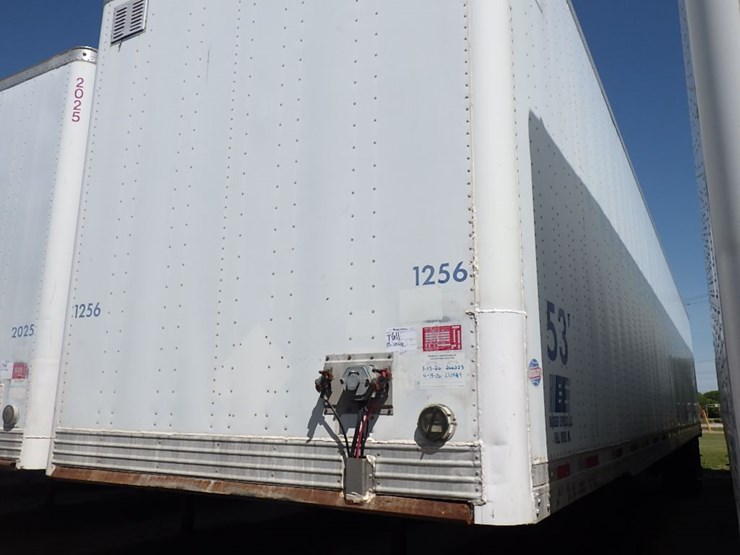 2005-utility-4000d-x-image-2