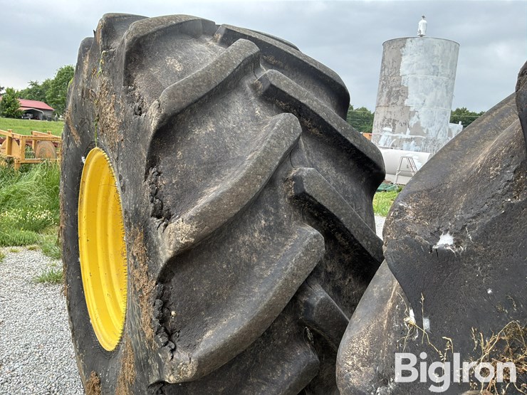john-deere-r-image-17