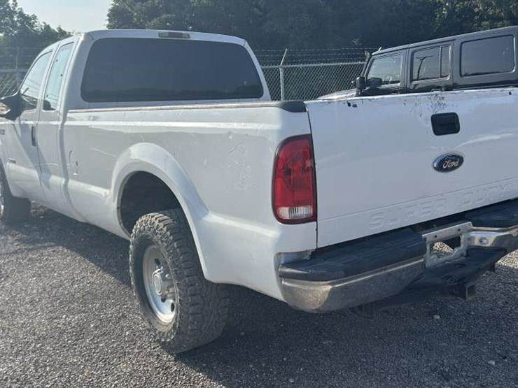 2002-ford-f250-image-9