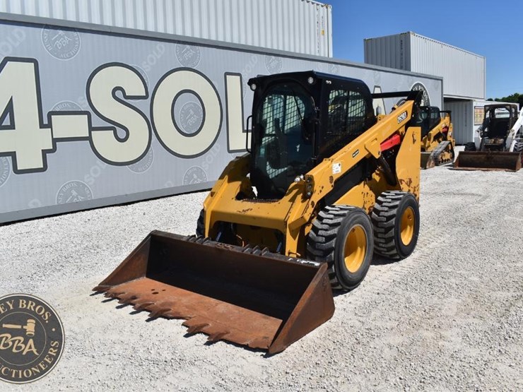 2021-caterpillar-262d3-image-10