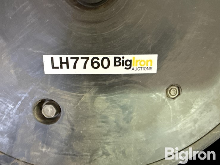 john-deere-planter-wheels-w/bolts-image-7