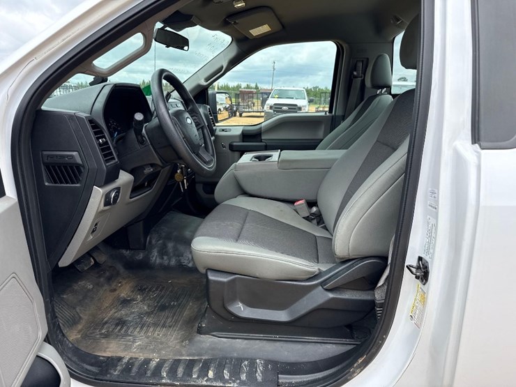2019-ford-f150-image-8