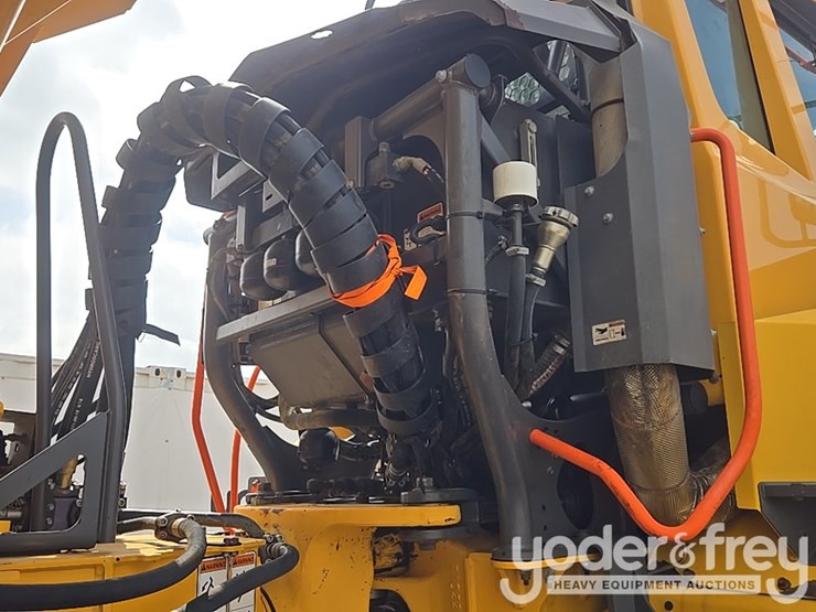 2020-volvo-a25g-image-20