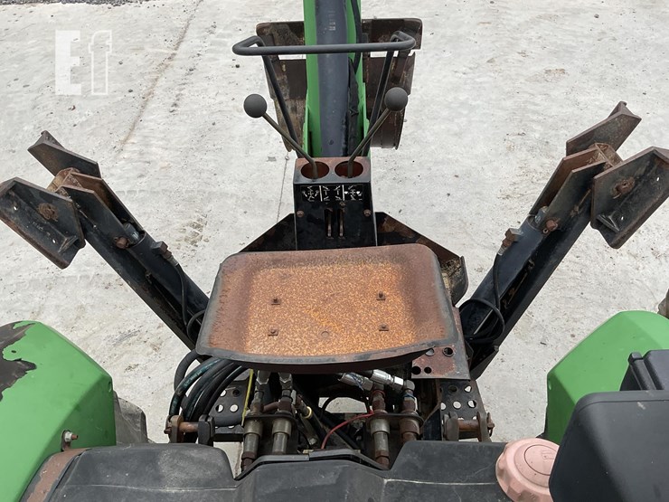 1999-john-deere-5210-image-14