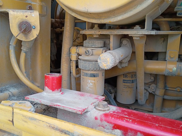 caterpillar-963b-image-28