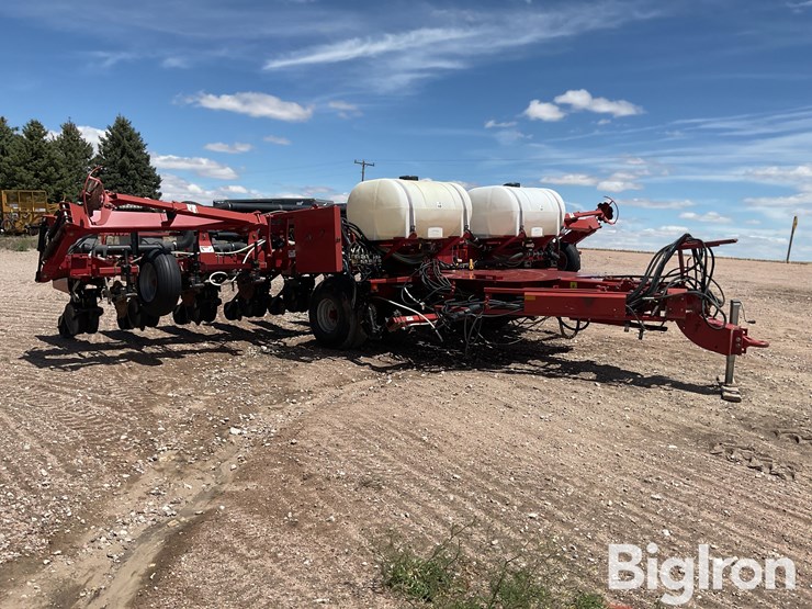 case-ih-1200-image-3