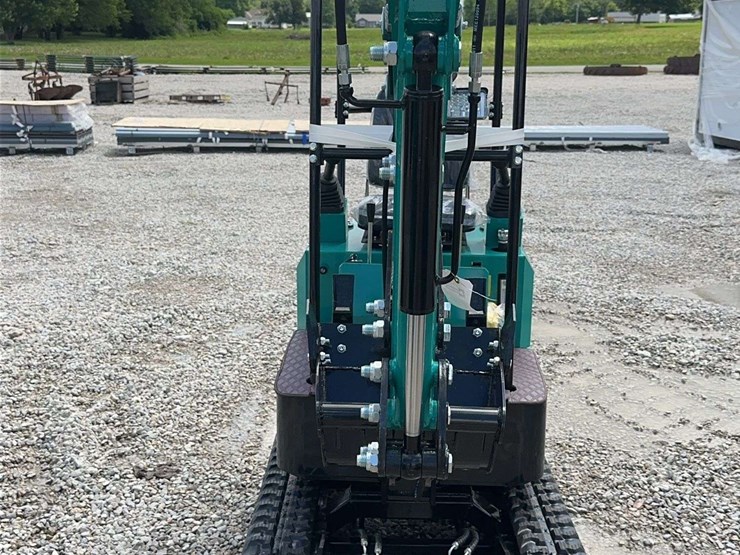 cfg-industrial-mh13rx-mini-excavator-image-17