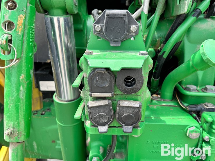john-deere-7210-image-13
