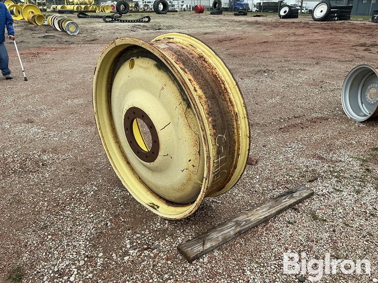 john-deere-46-image-7
