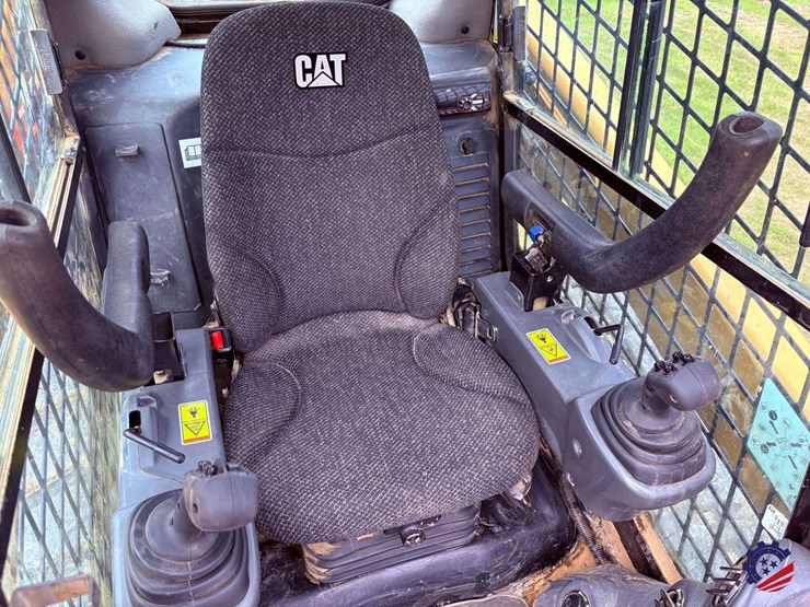 2018-caterpillar-299d2-xhp-image-68