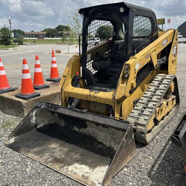 CATERPILLAR 239D3
