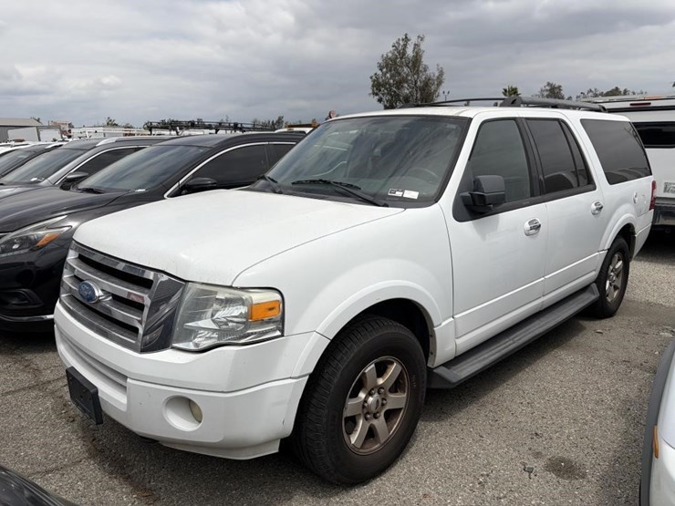2009-ford-expedition-el-xlt-image-1