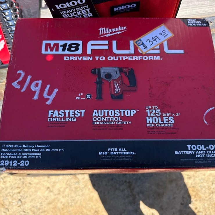 2194 - MILWAUKEE M18 1" SDS DRILL