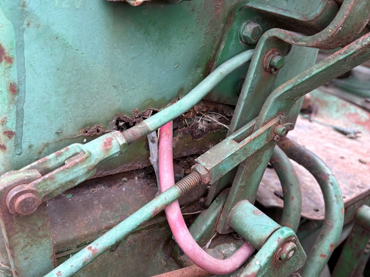 john-deere-720-image-12