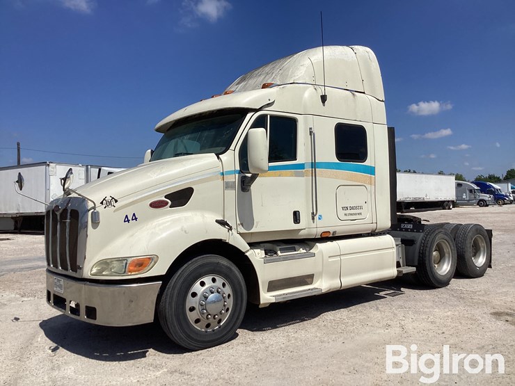 2003-peterbilt-387-image-1