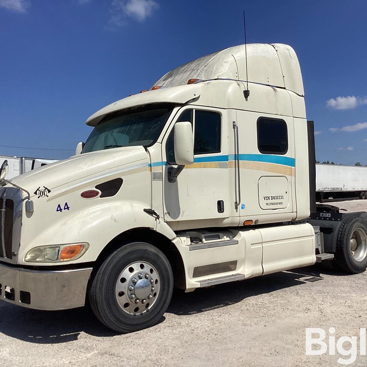 2003 PETERBILT 387