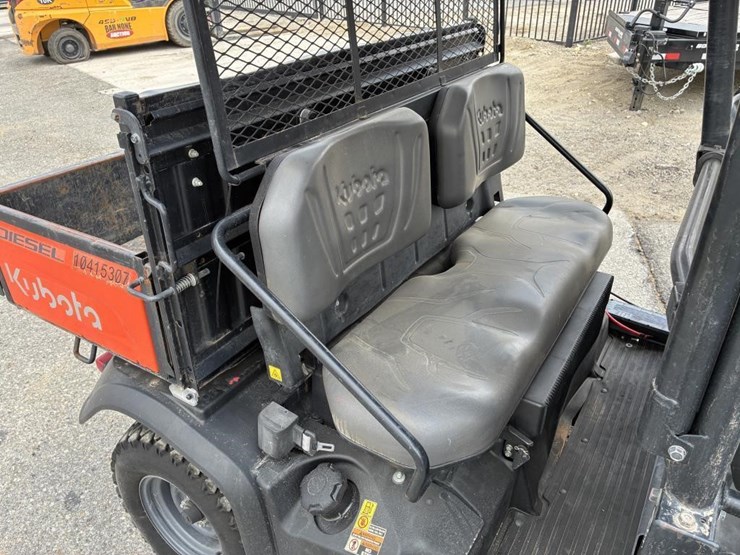 2021-kubota-rtvx1140-image-19