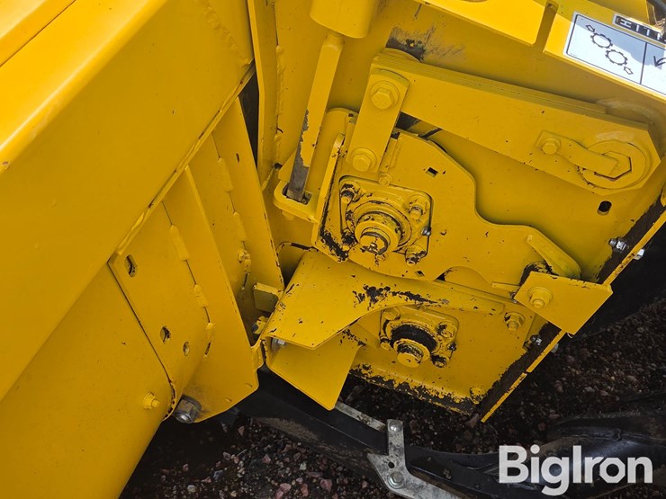 2023-new-holland-speedrower-220-image-15
